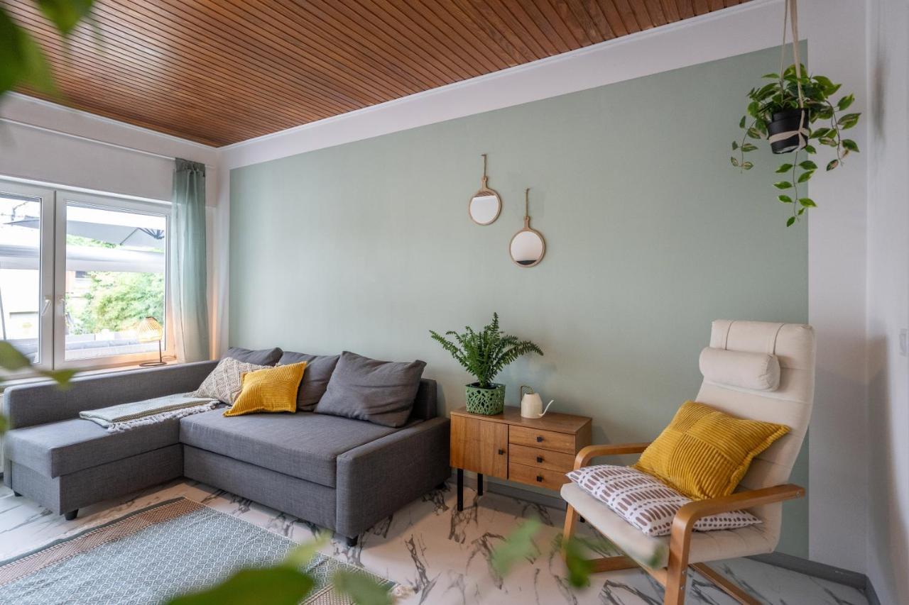 Wohlfuehlwohnung Mit 25 Qm Terrasse, Netflix Koblenz  Dış mekan fotoğraf