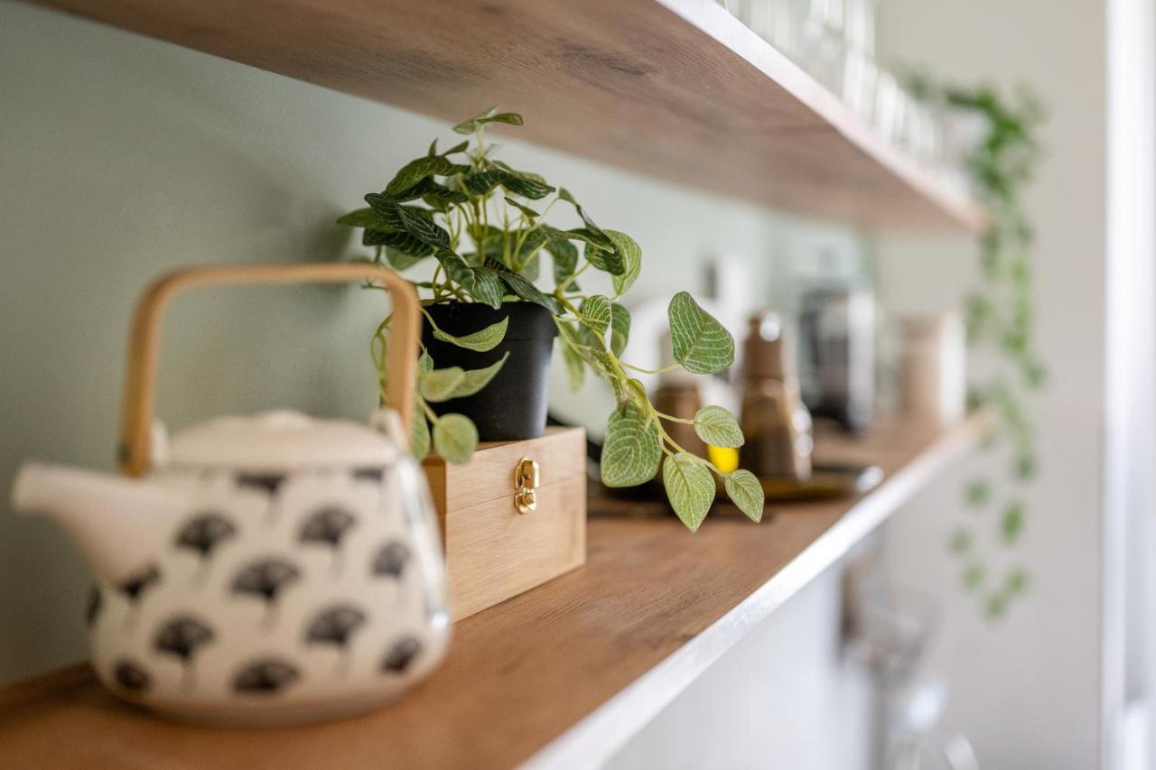 Wohlfuehlwohnung Mit 25 Qm Terrasse, Netflix Koblenz  Dış mekan fotoğraf
